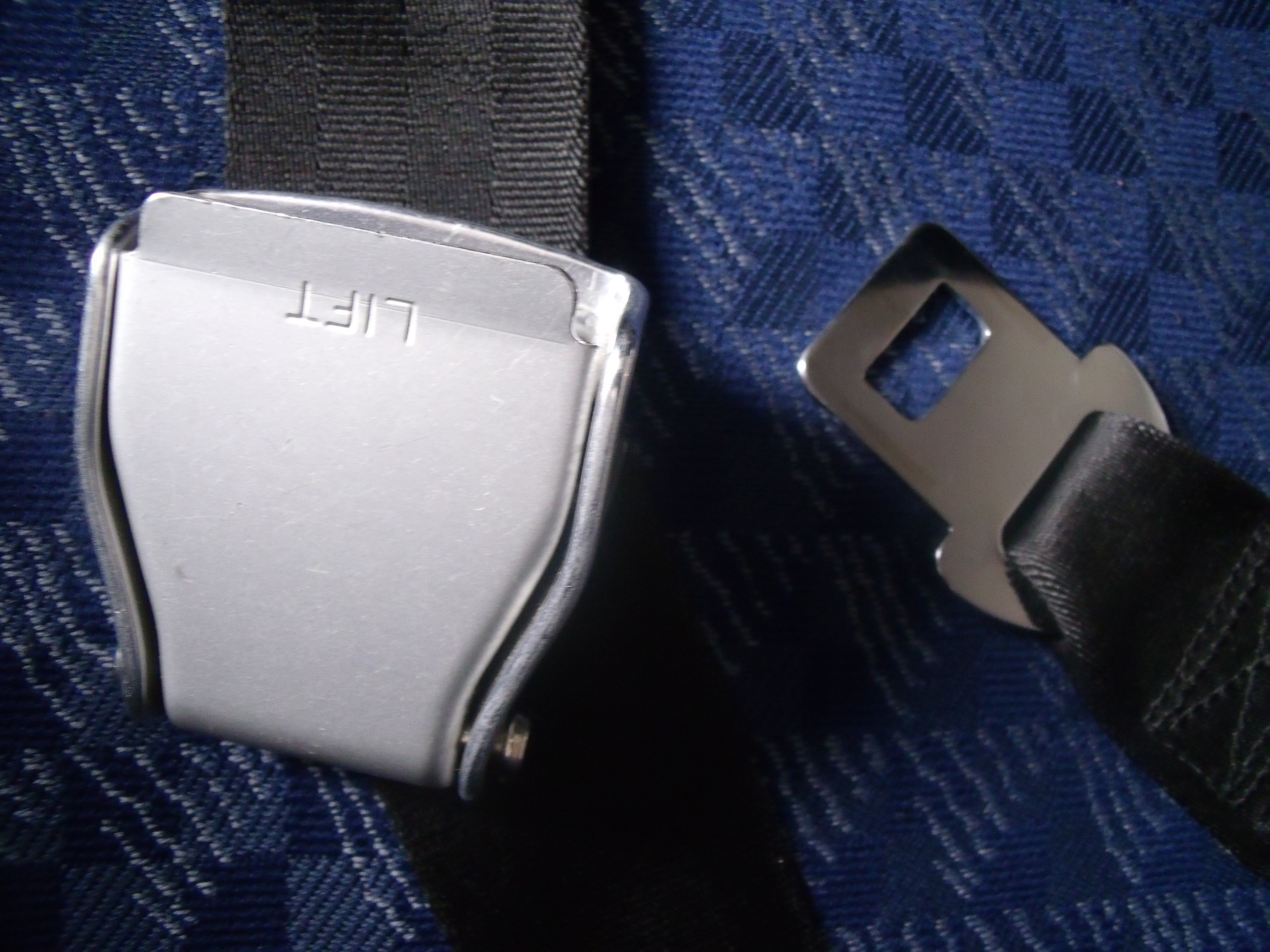 Airplane seat belt