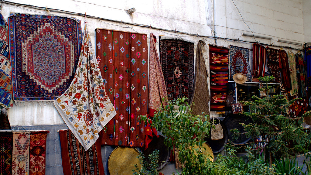 Ikea is Hiring Syrian Refugees in Jordan to Make Rugs ATTN