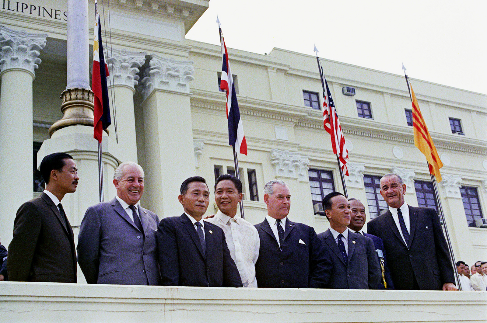Park Chung-Hee, located third from the right, with other world leaders