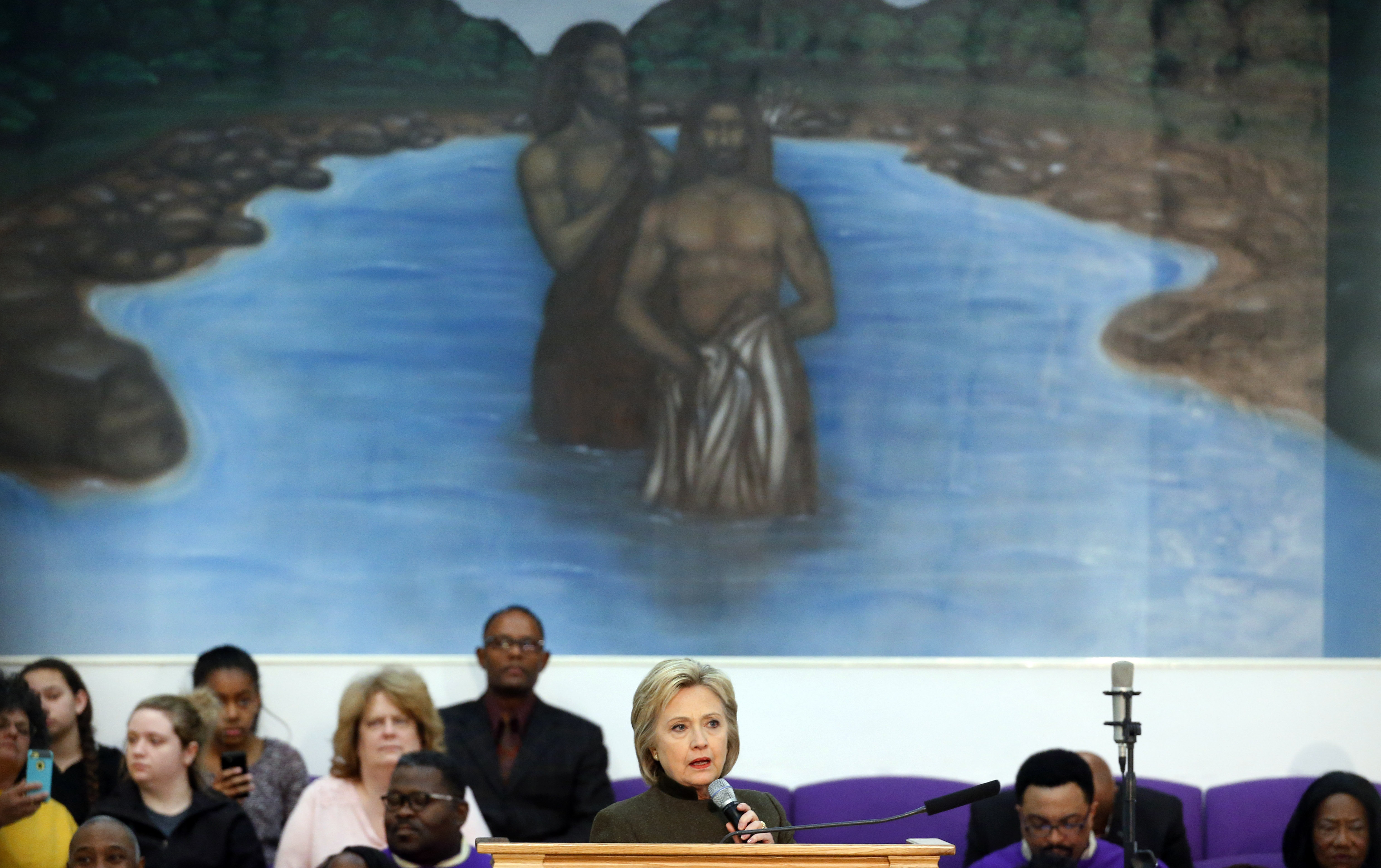 Hillary Clinton speaks Flint, Mich.