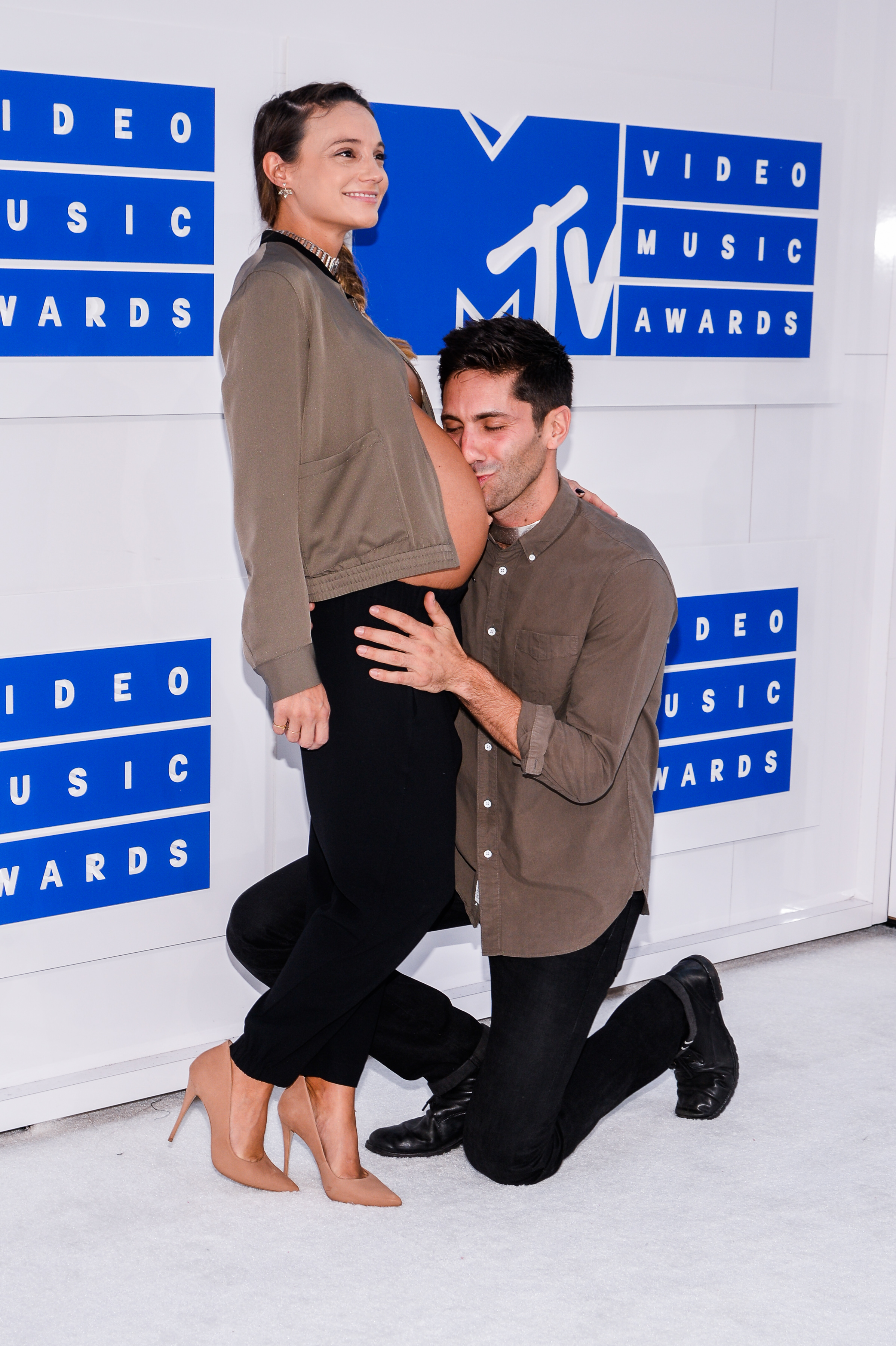 Nev Schulman and Laura Perlongo MTV VMAs