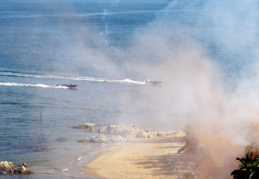 Chinese amphibious landing exercise