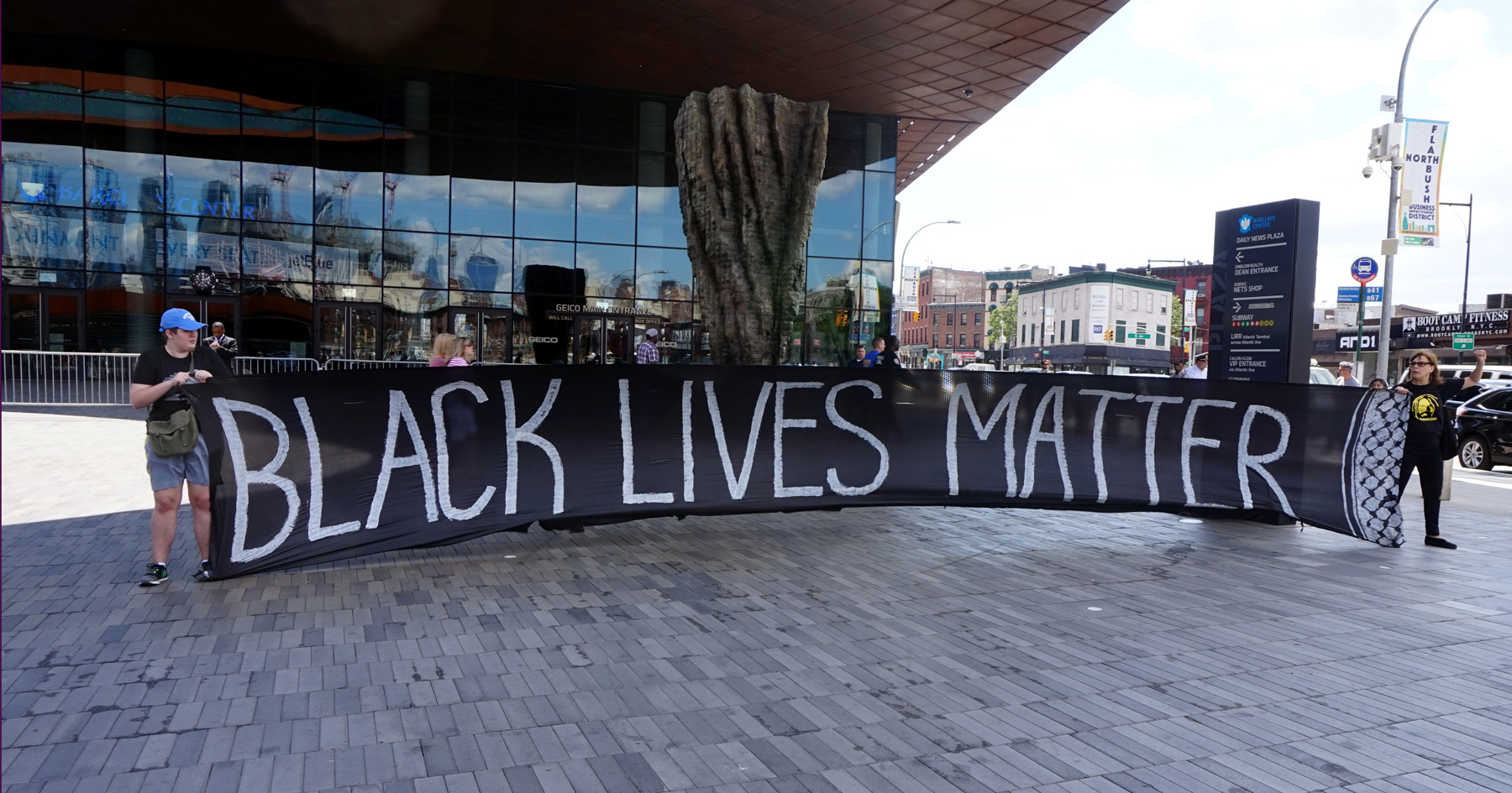 black-lives-matter-commemoration-with-banner