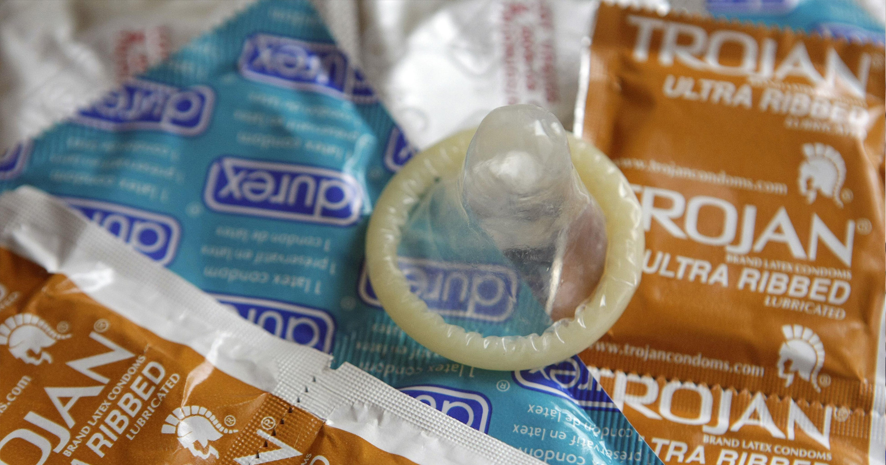 unwrapped-condom-on-pack-of-condoms