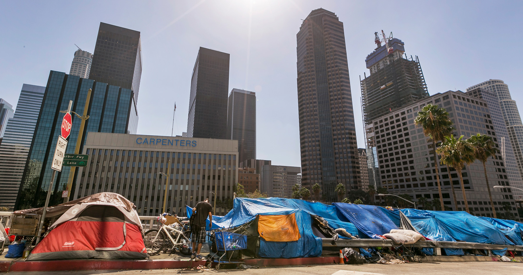 homeless-encampment-in-los-angeles